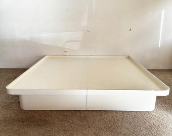 Postmodern Gray Lacquer Laminate King Platform Bed