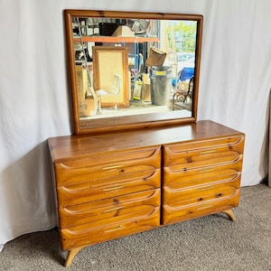 green emerald velvet dress Lucia 6-drawer Dresser with Mirror White – Charlotte's Furniture and Fashion