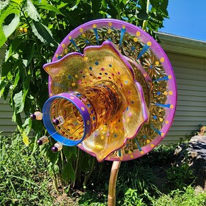 Art floral de jardin en verre de lotus viking ambré vintage : violet et bleu