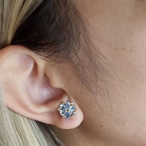 18k Yellow Gold Flower Earrings Blue Topaz Forget me not stud earrings