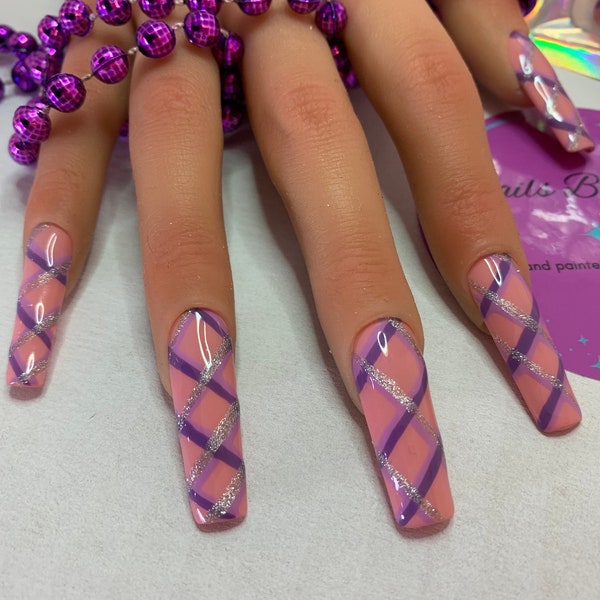 Hand painted pink/purple/silver plaid press on nails long square