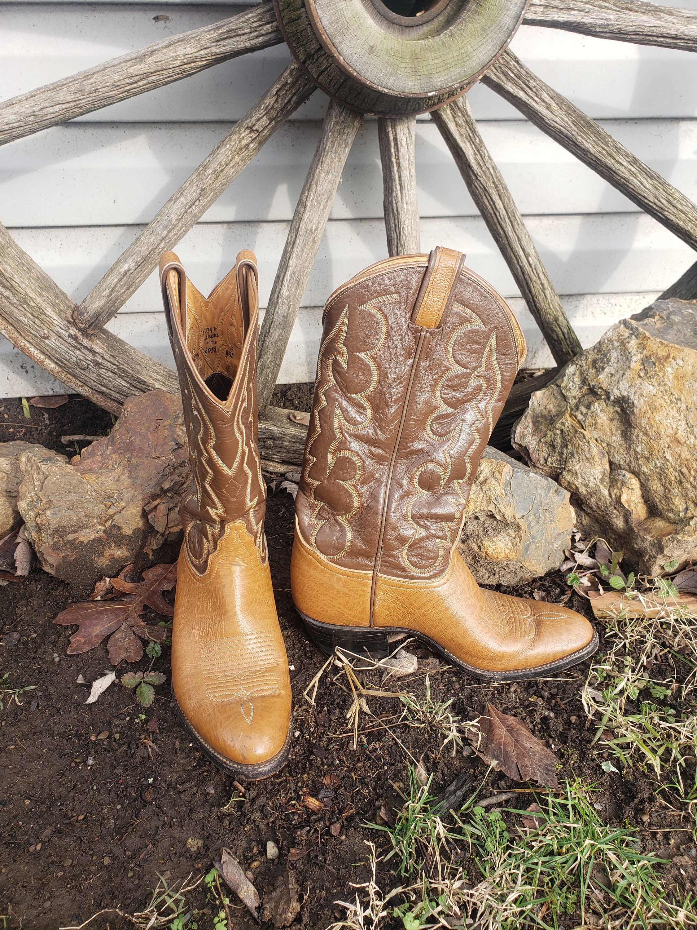 Tony Lama Two Toned Cowboy Boots 8.5 - Etsy