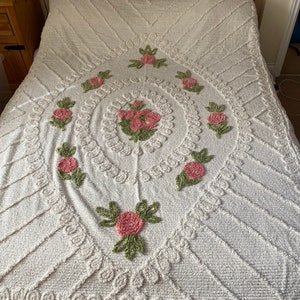 Candlewick bedspread double