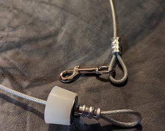 Portable Dog Training Tether for Interior Doors