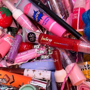 Boujee Glam LipGloss Scoop |lipgloss, lipstick, lipbalm, gifts for women, beauty gifts