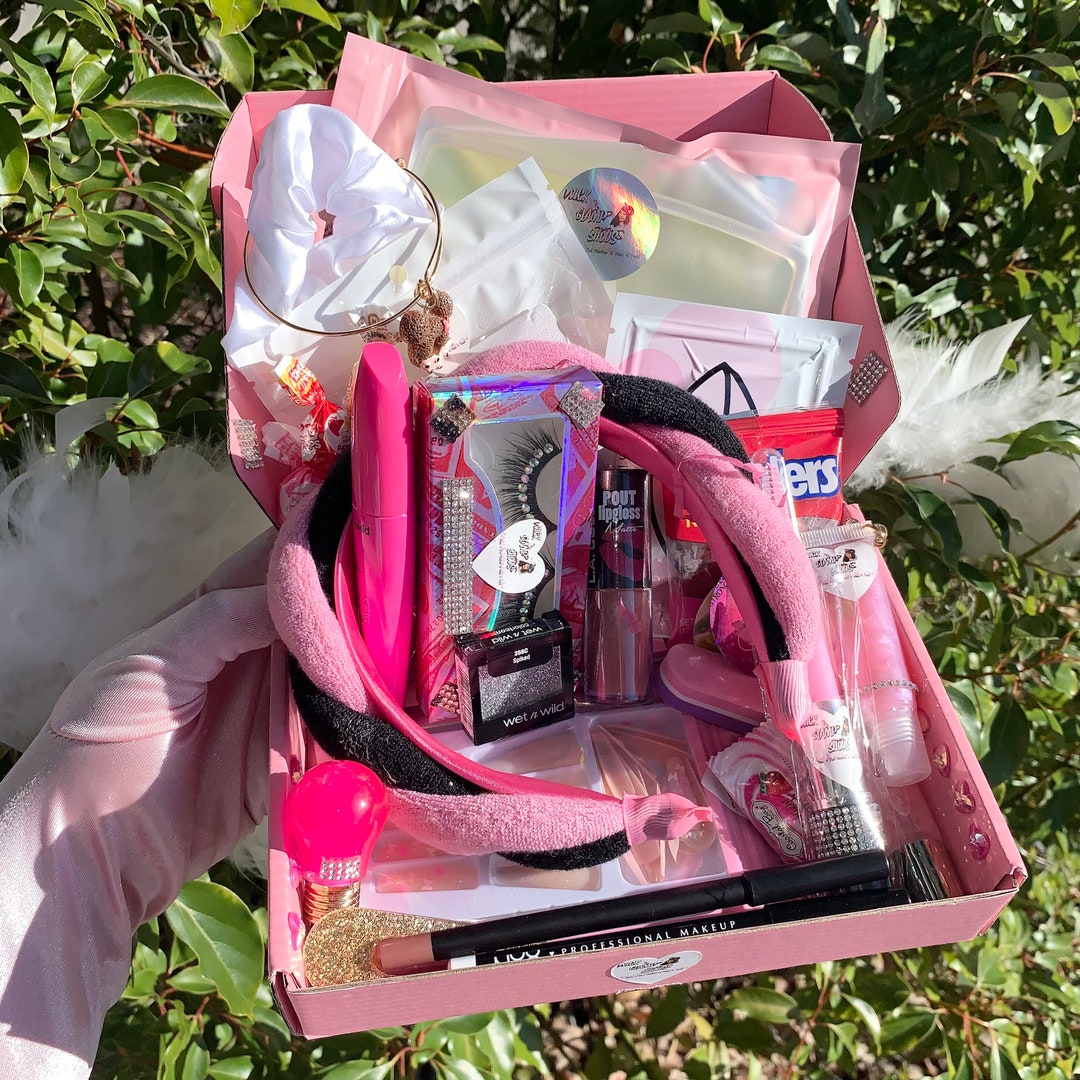 So PINK Ladies Gift Set ,gift for Women, Baddies and Budgets,women