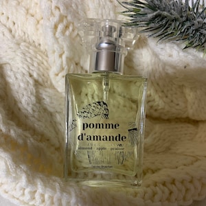 Pomme d'Amande Eau de Parfum Fragrance Fruity and Warm scent