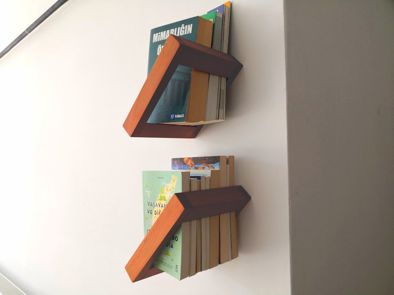 floating bookshelf