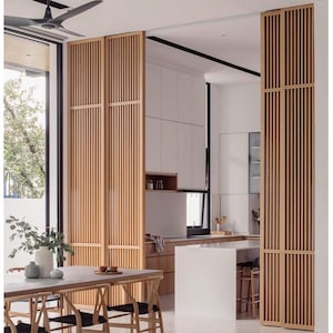 Panneau de porte à lattes sur mesure avec options coulissantes et pliantes