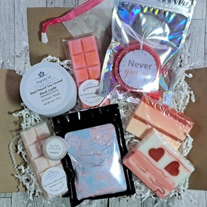 Tranquil Spa Gift Box Soothing Bath Gift Box Handcrafted Body Care Package Pampering Self-Care Thoughtful Just Because or Mother&#39;s Day Gift