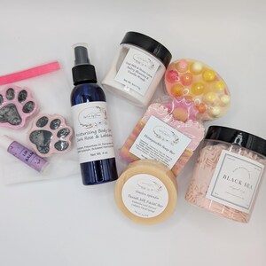 Deluxe Spa Gift Box Handmade Whipped Soap & Luxe Bars Botanical Body Care Self-Care Gift Set for Any Occasion Eco-Friendly Pampering Kit