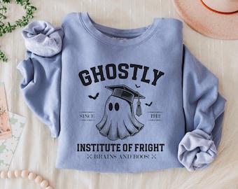 Ghostly University Sweatshirt, University of Fright EST 1912 Sweater, Cute Ghost Fall Crewneck, Pumpkin Shirt, Womens Halloween Sweatshirt