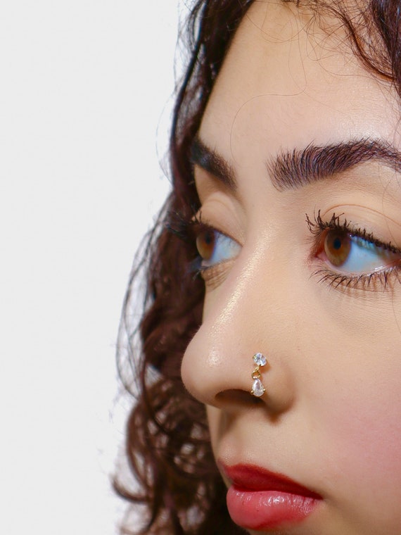 Teardrop nose stud sale