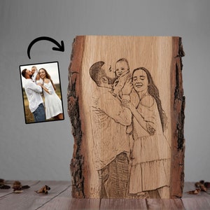 Foto personalizzata disegnata e bruciata su legno dal vivo come regalo unico, ritratto bruciato con arte a legna, immagine in legno pirografico, regalo per il 5° anniversario