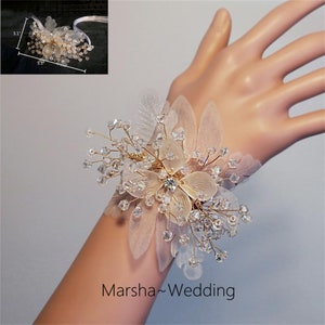 YSOJMAN Set of 2 Wrist Corsage Wristlet for Wedding Bridesmaid Mother  Grandmo