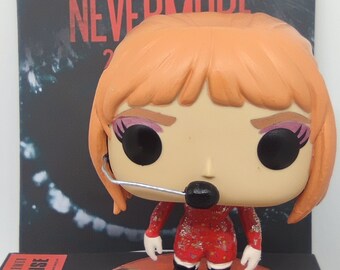 Pop custom Mylène Farmer - version Nevermore 2023 "désenchantée"