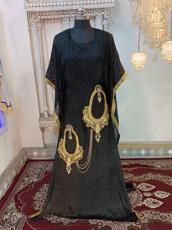Black Embroidered Muslim Dress: Dubai Caftan Takchita Wedding Gown