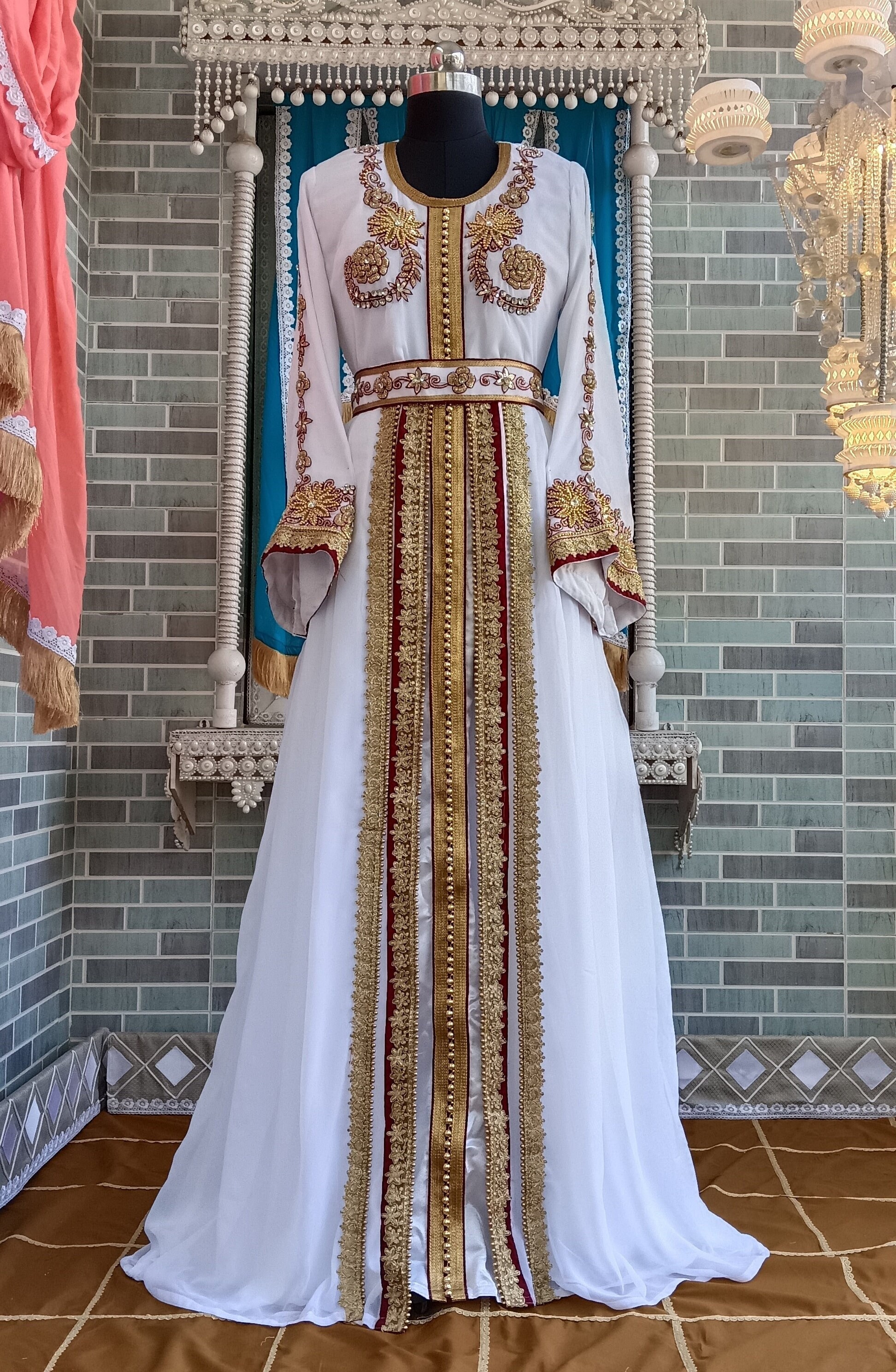マーラカランコエ KAFTAN DRESS カットワーク レース 刺繍 白 近年 il_fullxfull.5575637046_azp8.jpg