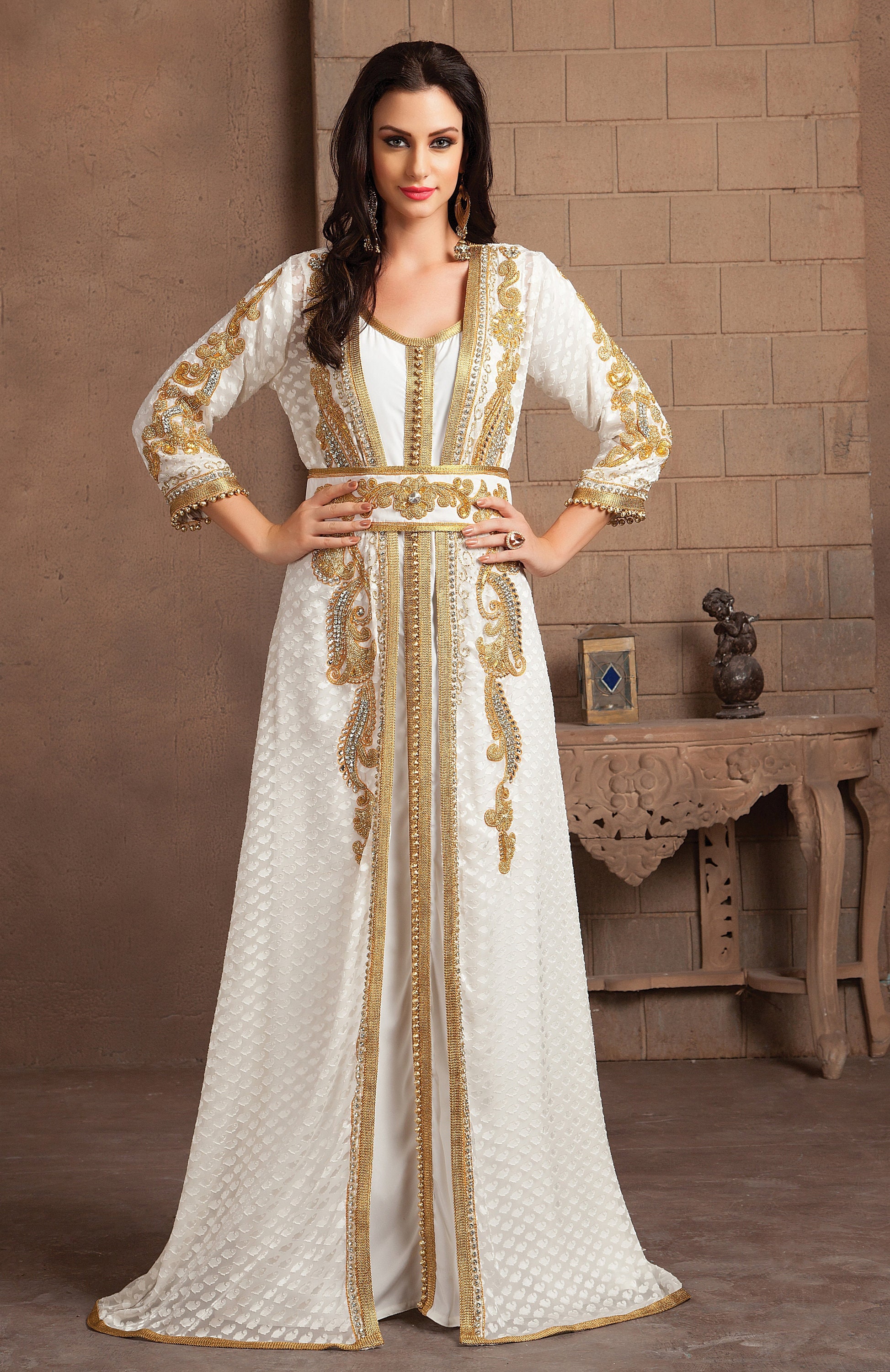 ANIIQ Caftano Lungo Donna Dubai Farasha – Abito In Georgette Con Ricami, Maniche Lunghe, Nero, Incluye Hijab Gratuito
