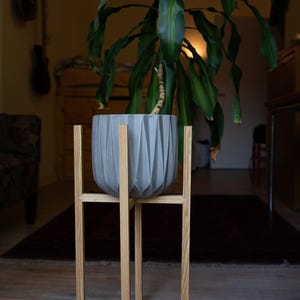 Plant Stand | Pflanzenständer