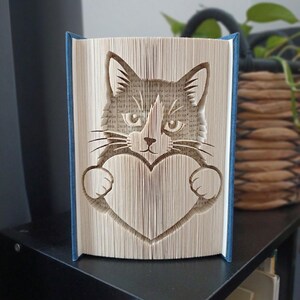 Cat Heart Book Folding Pattern - Cut and Fold