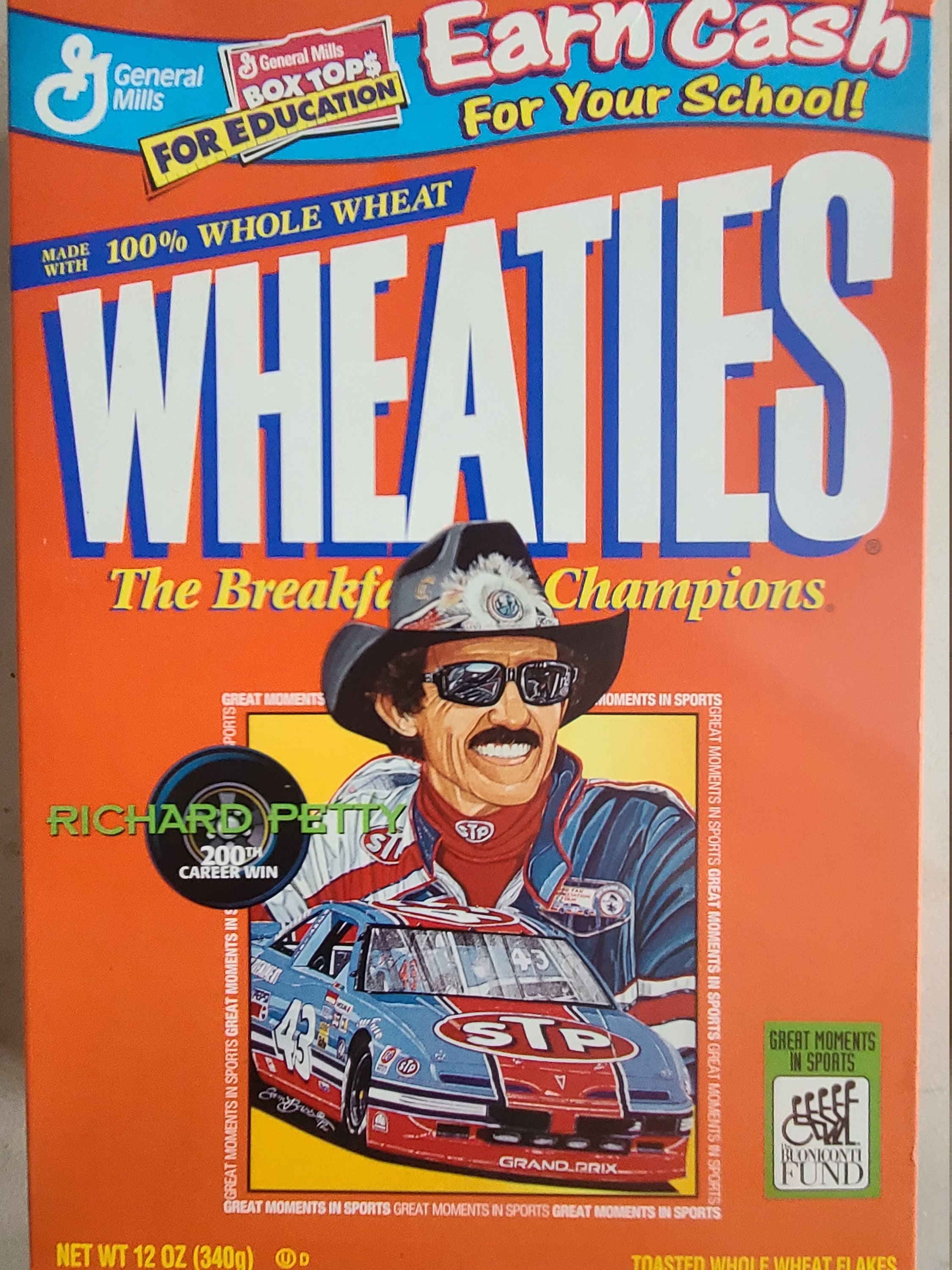 Just a 10 year old box of Wheaties : r/lakers