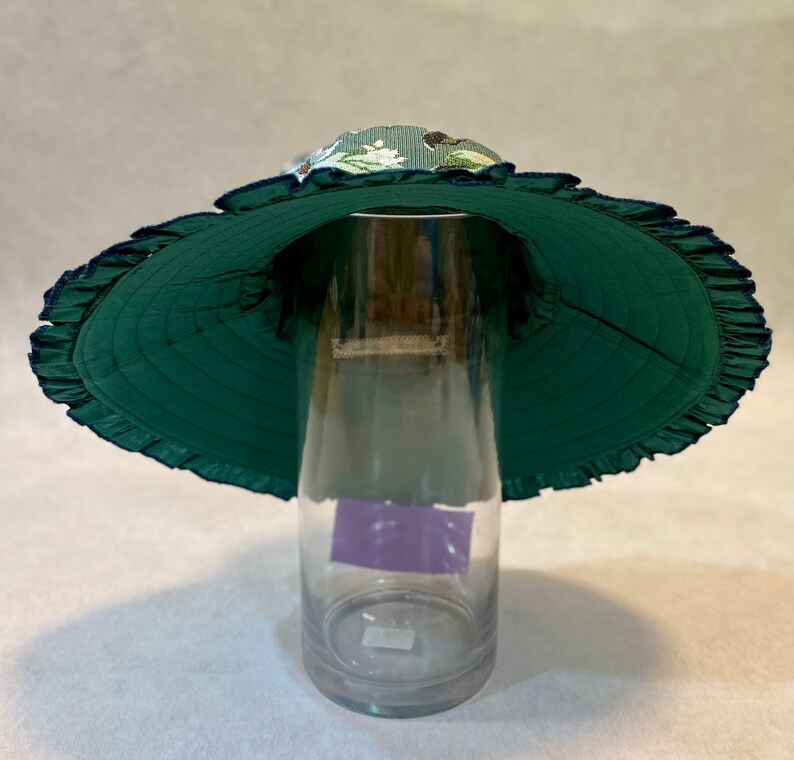 Sombrero de sol floral de ala ancha, talla pequeña / Sombrero reversible de lona verde imagen 4
