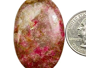 Natural Pink Cobalt Calcite Cabochon: Healing Gemstone, 55Crt