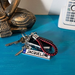 Kfz-Kennzeichen Schlüsselanhänger Personalisiert - Leicht & Stilvoll