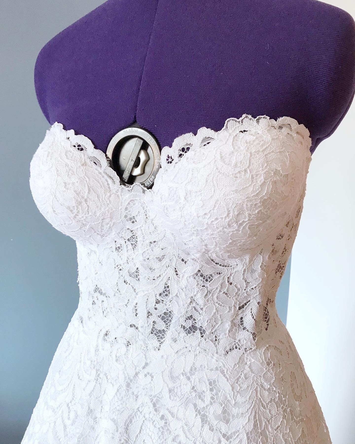 push up corset for wedding dress White Lace Wedding Corset: Bridal Push-up Bustier, Adjustable Lacing