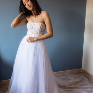 Simple wedding dress Lace Wedding corset dress Simple wedding dress with train Lea