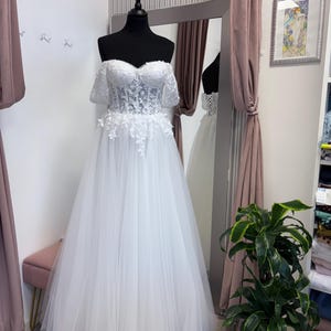 Corset Wedding Dress with straps Lace Wedding Dress Wedding Dress and Separate Two Piece Wedding Dress Avelia