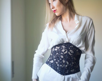 Underbust korset, zwart kanten korset, korset met stalen botten, transparant korset, korsetriem, korsettrainer, tailletraining, wit korset