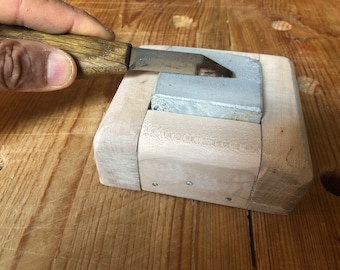 Cretan Oilstone: 143 gr Knife/Chisel Sharpening Stone with Wooden Frame