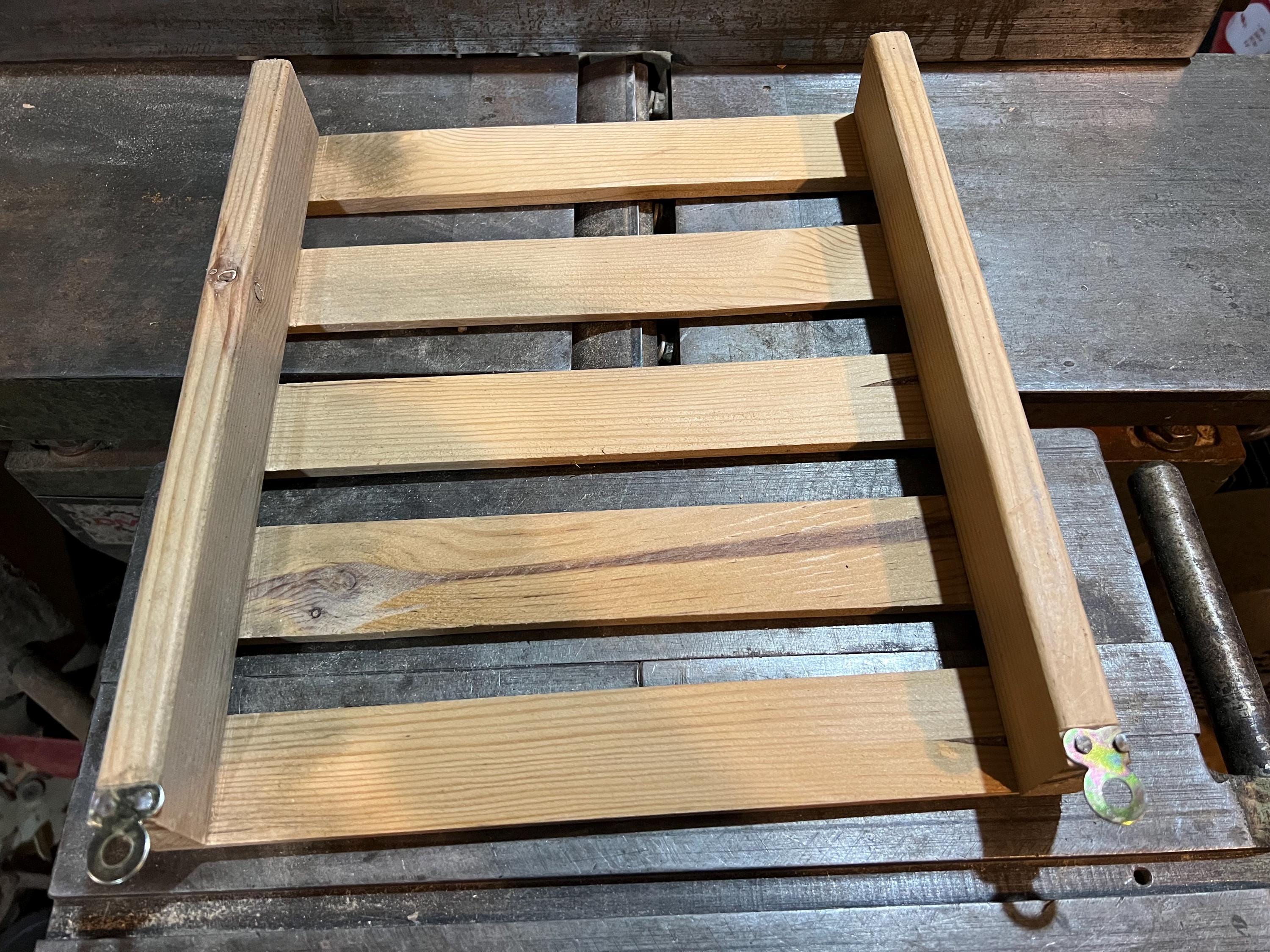 Bokken Rack Wooden Sword Stand: Katana, Tanto, Bokken Wall Rack - Etsy