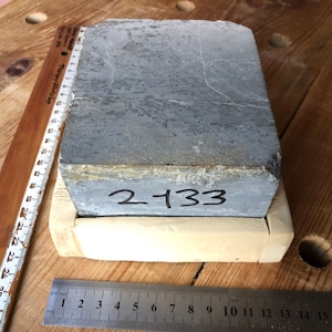 2133 gr cretan stone, Oilstone, whetstone, knive sharpener, razor sharpening, jeweler sharpening, chisel sharpener, sharp knife