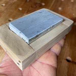 222 gr Cretan stone, Oilstone, whetstone, knife sharpener, razor sharpening, chisel sharpening, crete whetstone, butcher sharpener, jeweller