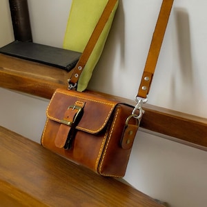 PDF Schnittmuster Leder Retro Handtasche , Leder Damentasche, Leder Digital , Leder DIY, Leder Schnittmuster, Leder Handmade, Vorlage Digital
