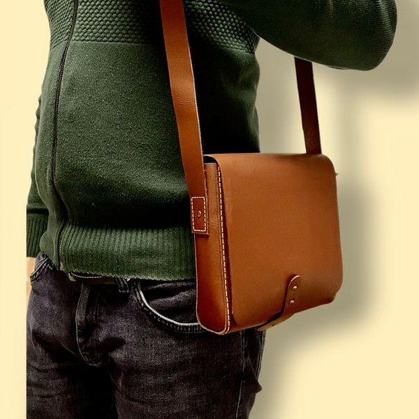 PDF Men's Bag Template - Men's Bag Pattern - Leather Bag Pattern - Leather Messenger Bag Pattern - crossbody bag pattern