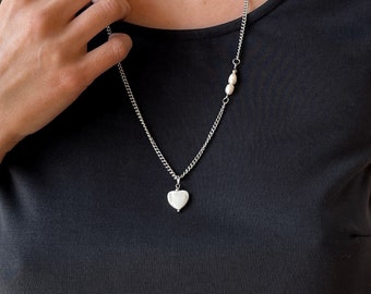 Tiny heart necklace Surgical steel Grunge jewelry Small heart necklace Large heart necklace Nacre heart White pearl pendant