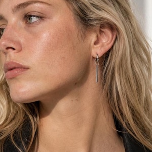 Silver Bar Hoop Örhängen Dingla Kpop Örhängen Hypoallergena Rostfritt Stål Minimalistiska