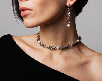 Gothic chainmail necklace with white pearls choker stainless steel