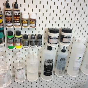 Porte-bouteille unique personnalisé Skdis Pegboard