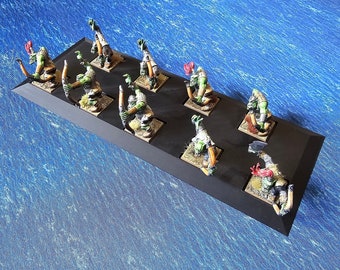 Magsteel Staggered 25mm: Skirmish staggered formation movement tray for square 25mm bases