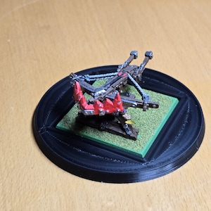 Adaptapods square to round: 50mm square to 90mm round base adapter for miniature games / wargaming / rank & flank