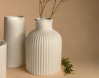 Deko Vase aus Porzellan Gips