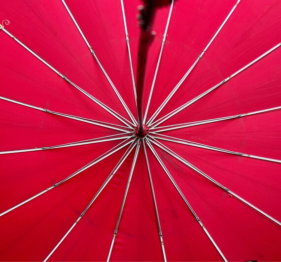 35" Red Nylon Umbrella with Unusual Curled Plasti… - image 4