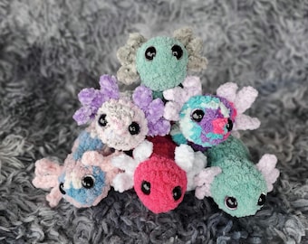 Glow-in-the-Dark Crochet Axolotl Plushie: Soft Blanket Yarn Toy