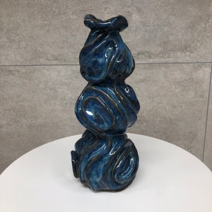 Blue Swirly Ceramic Vase - Handcrafted Elegance for Your Home