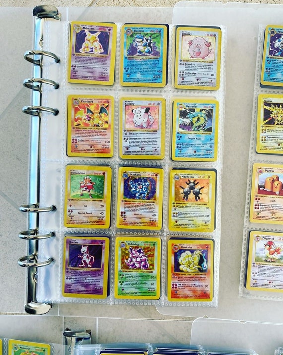 Mini jeu de base complet 1ère édition de cartes à collectionner inspirées  de Pokémon, avec un mini classeur - 102 cartes au total !